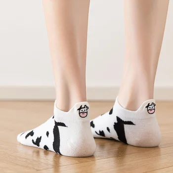 2 чифта чорапи с принтом крави, Дамски чорапи с хубав модел на животните, Черни, бели петна, памук, Ежедневни на едро, Летни чорапи Kawaii, женски